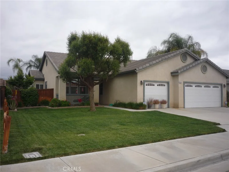 2299 Versailles, San Jacinto, CA 92583