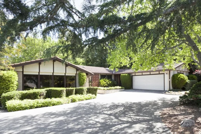 23 Sunset, Menlo Park, CA 94025