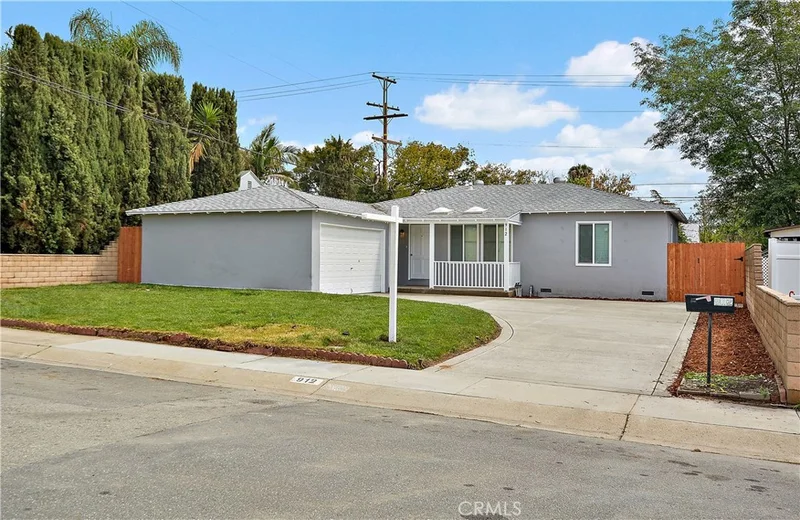 912 La Paloma, Ontario, CA 91764