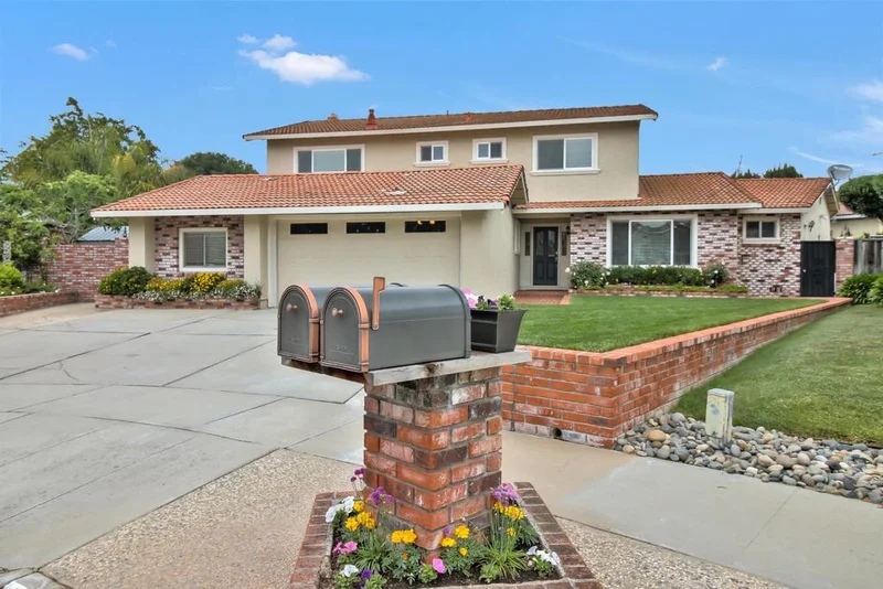 4605 Royal Forest, San Jose, CA 95136