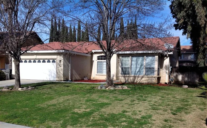 1008 Montgomery, Los Banos, CA 93635