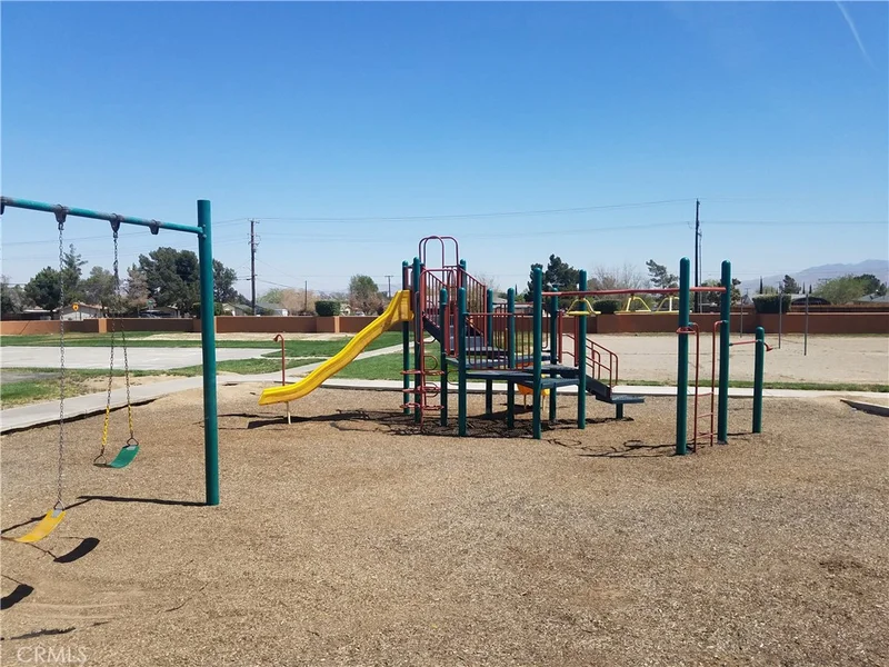 10385 Primrose, Hesperia, CA 92345