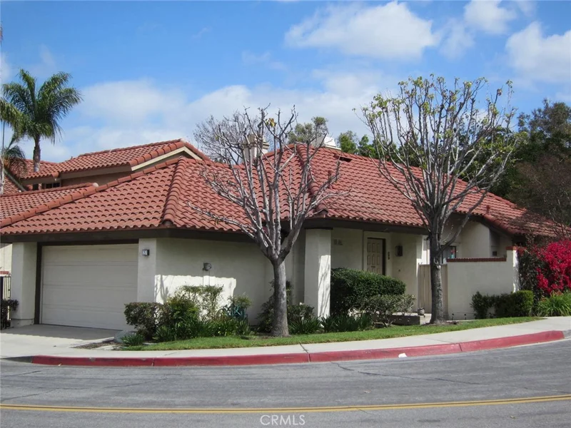 27 Varesa, Irvine, CA 92620