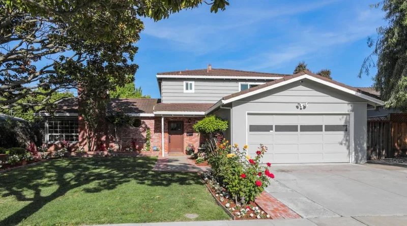 1138 Rockefeller, Sunnyvale, CA 94087