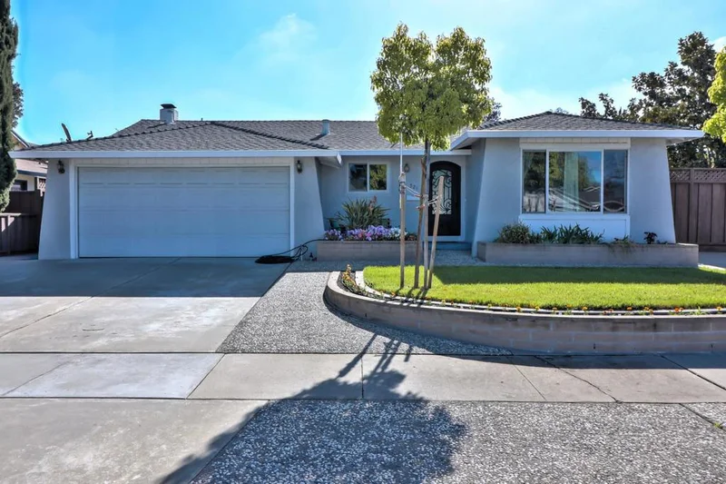 521 Safari, San Jose, CA 95123
