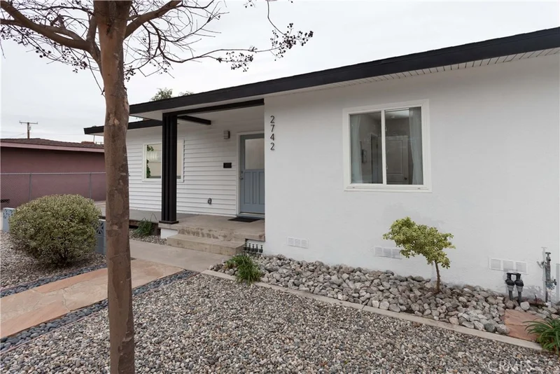 2742 Foreman, Long Beach, CA 90815
