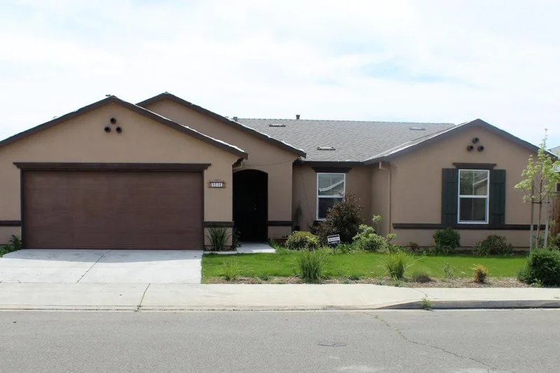 5556 Burns, Fresno, CA 93727