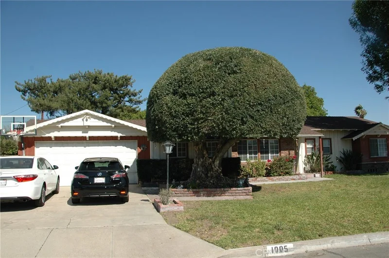 1005 Encina, Rialto, CA 92376