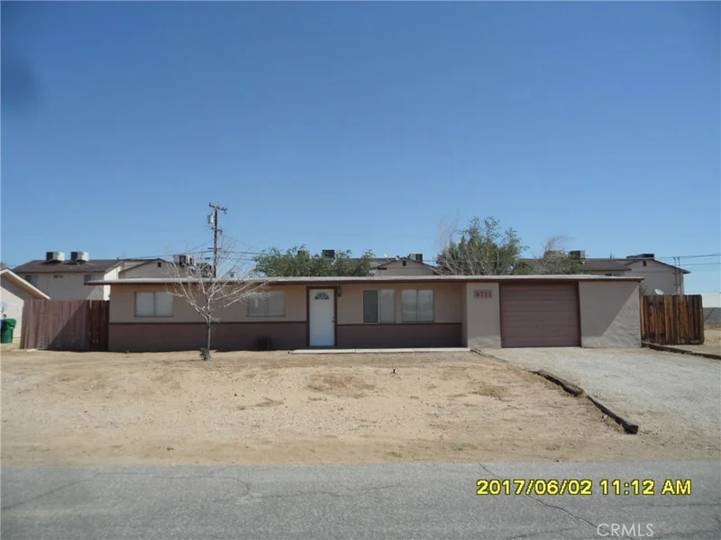 8711 Aspen, California City, CA 93505