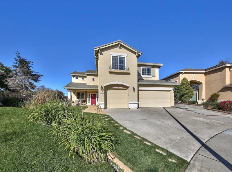 1018 Melville, Salinas, CA 93906
