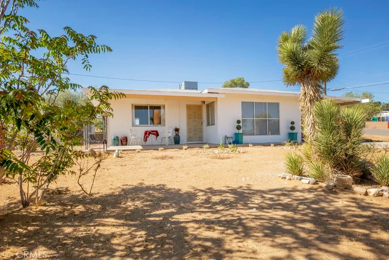 61585 Crest Circle, Joshua Tree, CA 92252