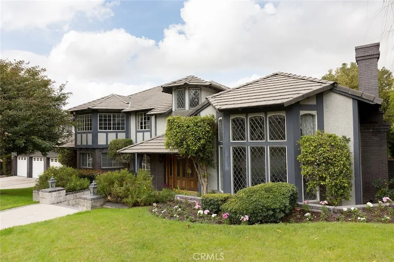 119 Oakhart, Glendora, CA 91741