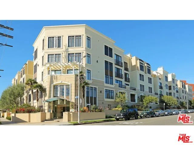 11847 Gorham #313, Los Angeles, CA 90049