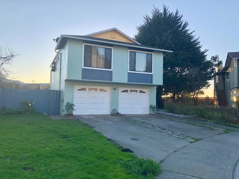 23 Brookhaven, Pacifica, CA 94044