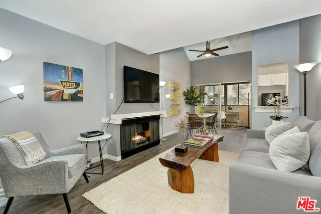11310 Summertime, Culver City, CA 90230