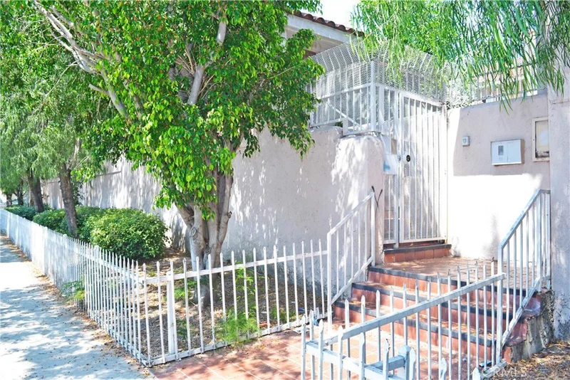 6140 Rugby #226, Huntington Park, CA 90255