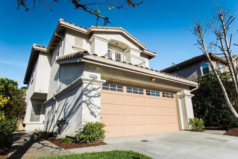27340 Bavella, Salinas, CA 93908