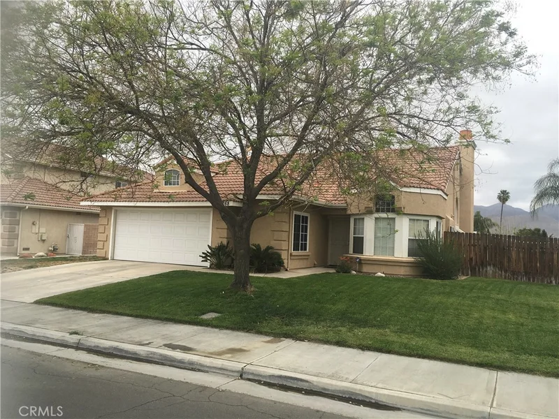 42768 Seal Rock, Hemet, CA 92544