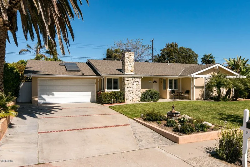 3 Avenida De Las Flores, Thousand Oaks, CA 91360