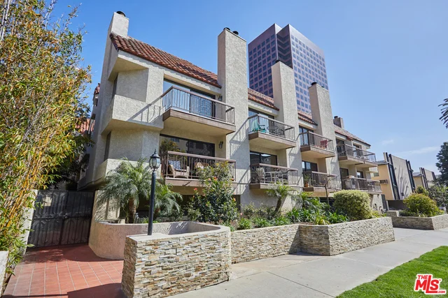 11718 Goshen #2, Los Angeles, CA 90049