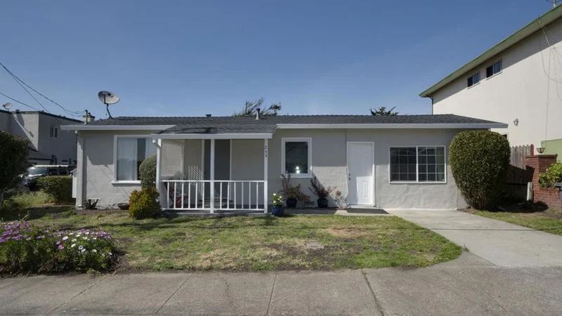 255 Brighton, Pacifica, CA 94044