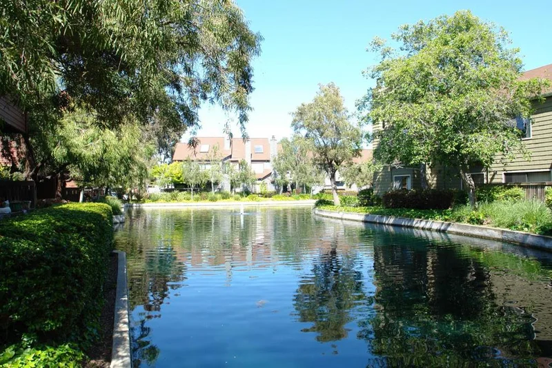 911 Shoreline, San Mateo, CA 94404