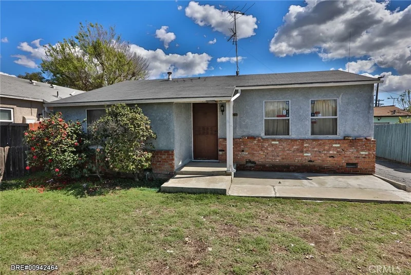 8906 Santa Fe Springs, Whittier, CA 90606