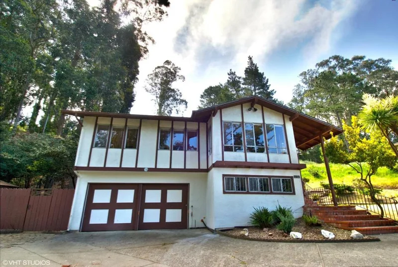 1180 Barcelona, Pacifica, CA 94044