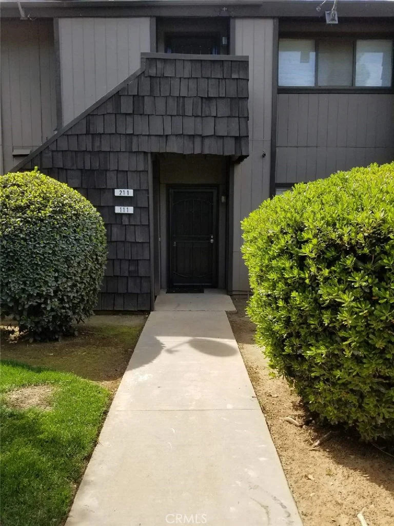 1151 Chestnut #111, Fresno, CA 93702