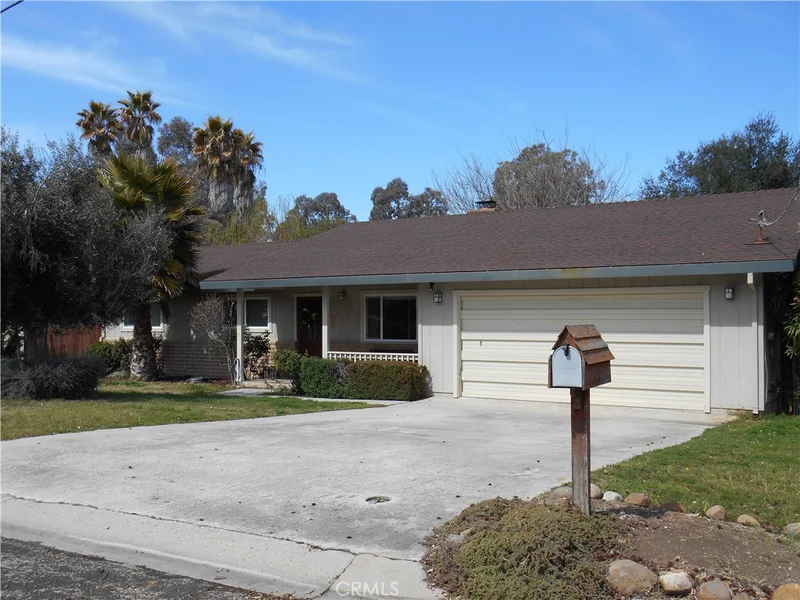 1008 Par, Paso Robles, CA 93446