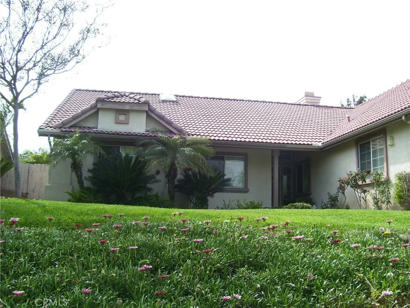 6304 London, Alta Loma, CA 91737