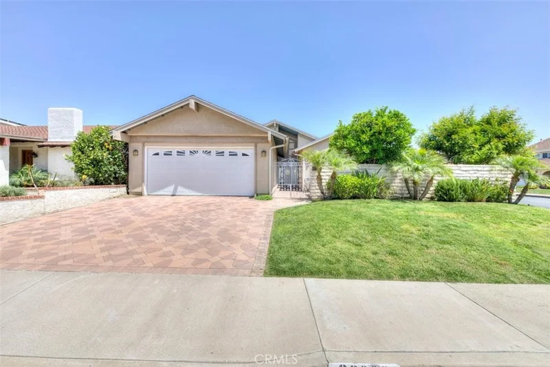 22802 La Quinta, Mission Viejo, CA 92691