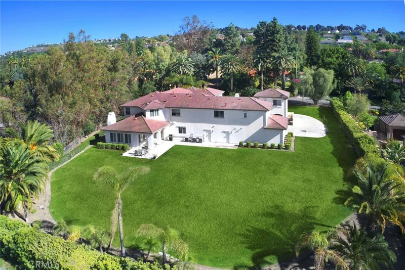 420 Peralta Hills, Anaheim Hills, CA 92807