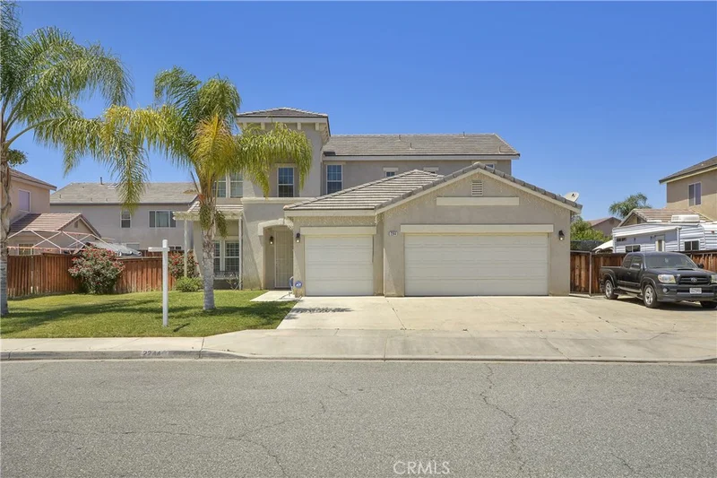 2244 Versailles, San Jacinto, CA 92583