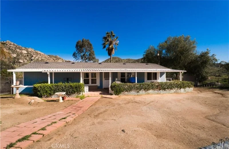 25490 Granite Valley, Homeland, CA 92548