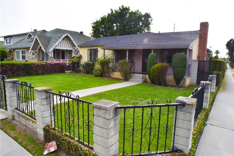3003 Dalton, Los Angeles, CA 90018