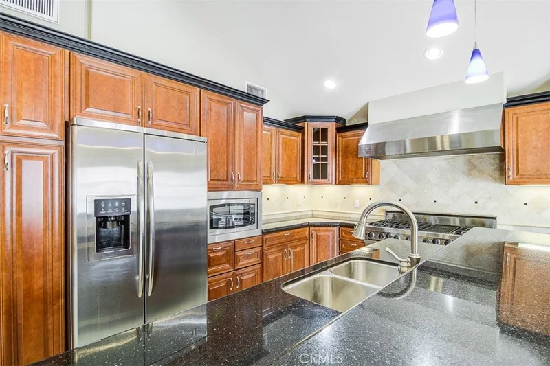 7876 Beachcomber, Huntington Beach, CA 92648