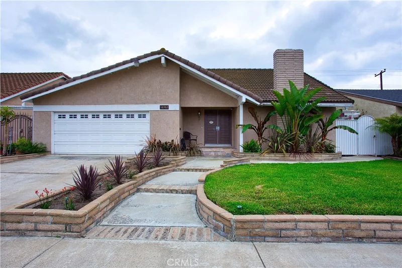 10302 Arundel, Westminster, CA 92683