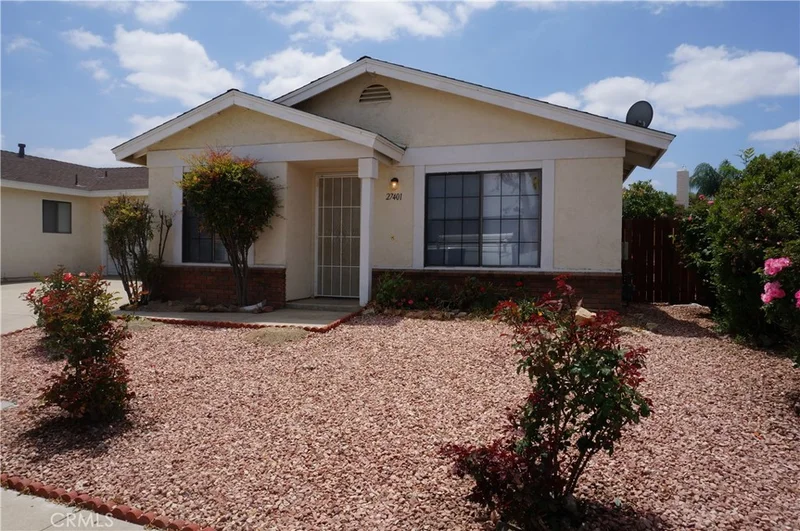 27401 Hacienda, Menifee, CA 92586