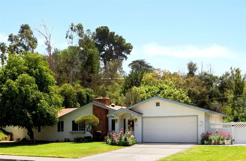 2950 Berkeley, Riverside, CA 92506