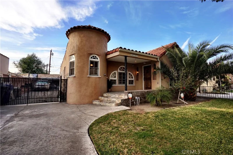 10107 Mallison, South Gate, CA 90280