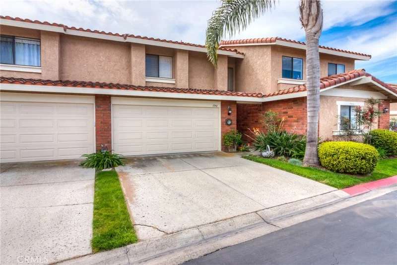 7942 Seawall Circle 182, Huntington Beach, CA 92648