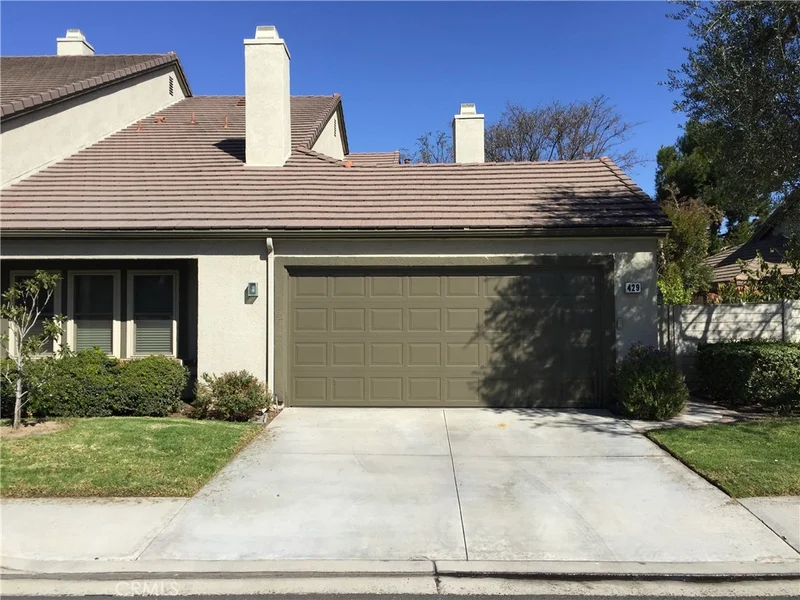 429 Yale #6, Irvine, CA 92614