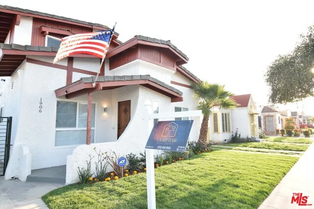 1906 66th, Los Angeles, CA 90047