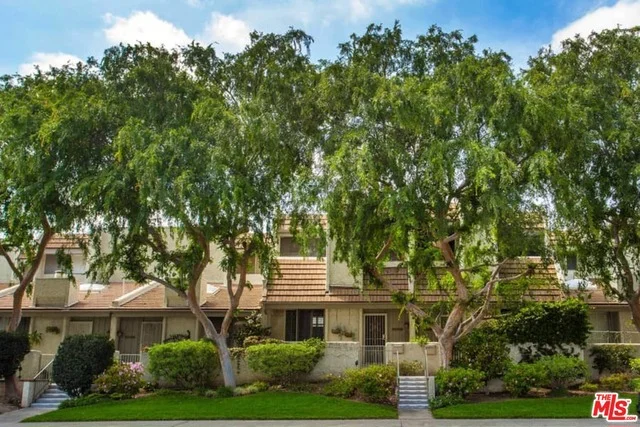 4221 Colfax #H, Studio City, CA 91604