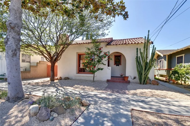 615 Temple, Long Beach, CA 90814