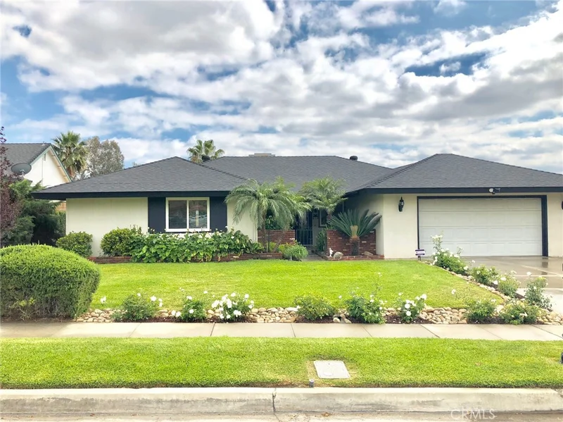 2581 Del Norte, Highland, CA 92346