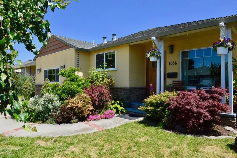 1038 Essex, Sunnyvale, CA 94089