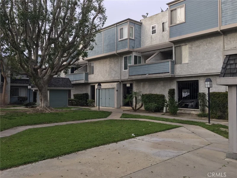 125 W. South St #208, Anaheim, CA 92905