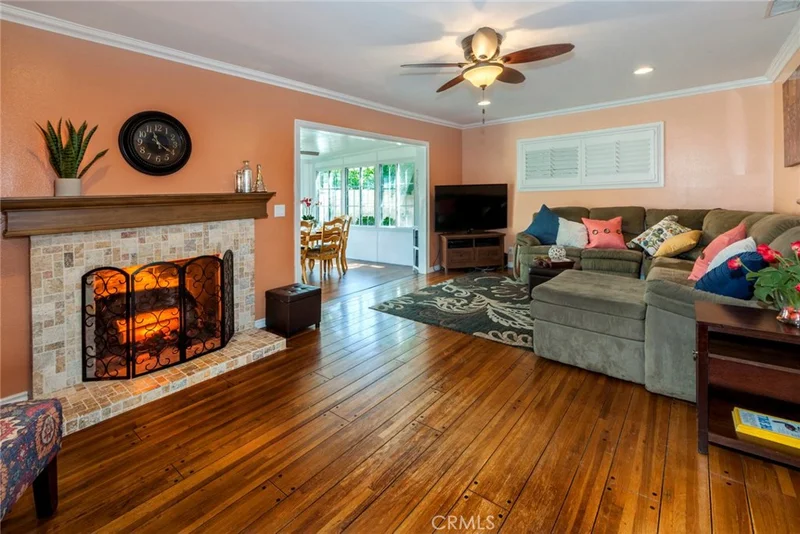 431 Houston, Fullerton, CA 92832